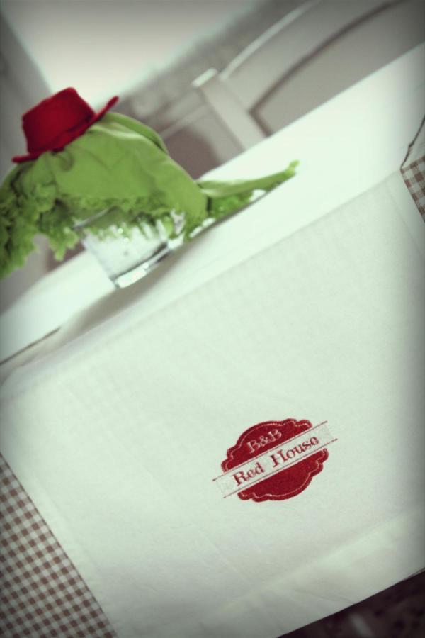 B&B Red House Garlate 外观 照片